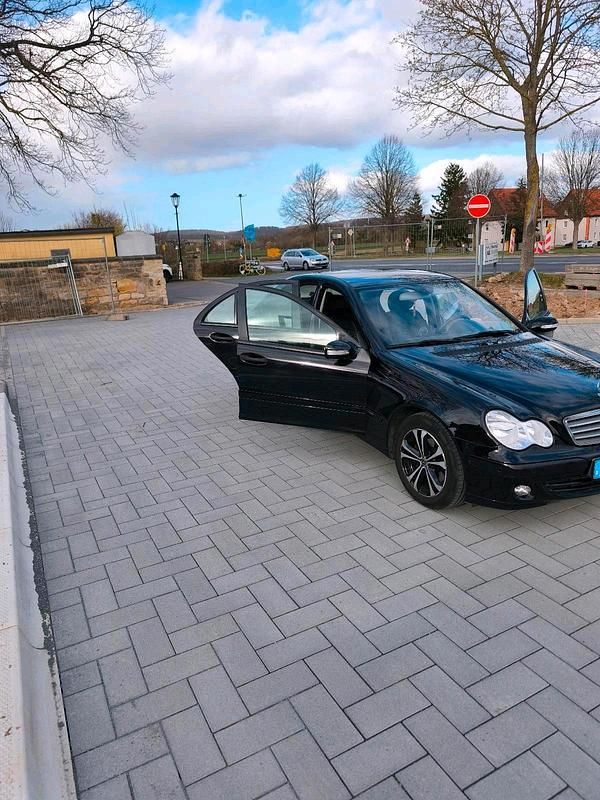Gebraucht Mercedes C200 168 PS (123 kW) 2005 Schwarz Limousine