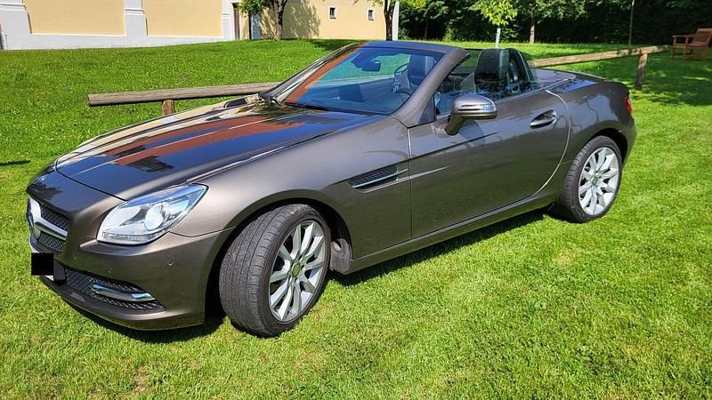 Gebraucht 2014 Mercedes SLK200 Cabrio | 21.850 € (Fairer Preis) - Bild 1/4