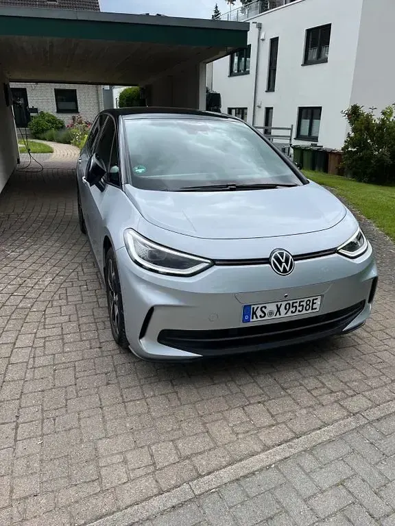 Gebraucht VW ID.3 Pro 150 kW (204 PS) 2025 Silber Kleinwagen