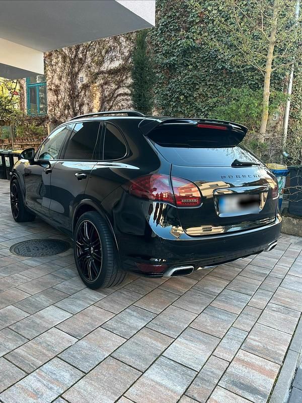 Gebraucht Porsche Cayenne 245 PS (180 kW) 2014 Schwarz SUV
