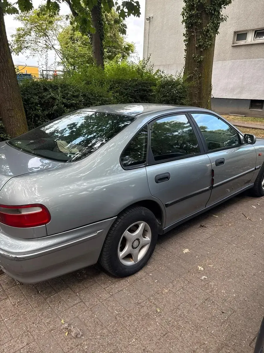 Gebraucht Honda Accord 116 PS (85 kW) 1996 Grau Limousine