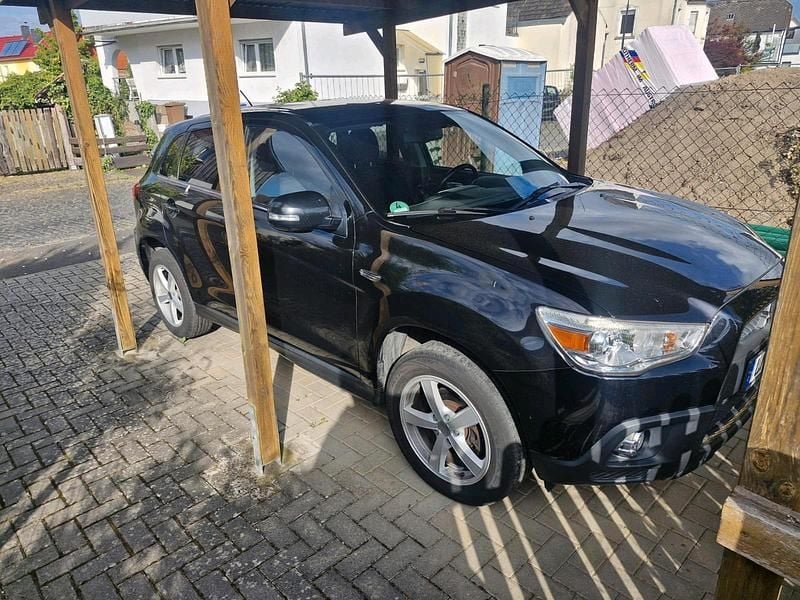 Schwarz Gebraucht 2012 Mitsubishi ASX Edition SUV | 3.999 € (Superpreis) - Bild 1/4