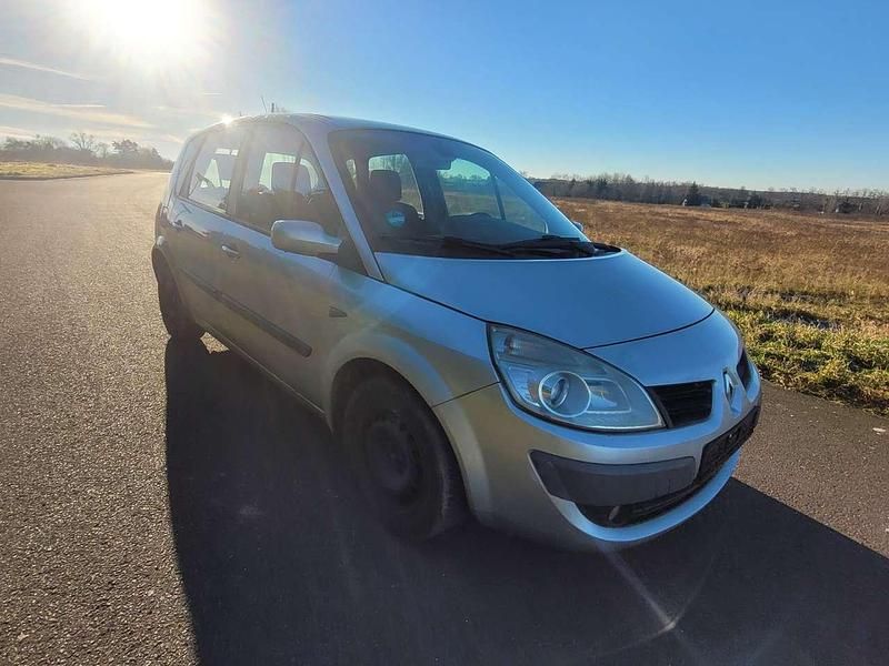 Silber Gebraucht 2007 Renault Scénic II Van / Kleinbus | 3.000 € (Etwas zu teuer) - Bild 1/4