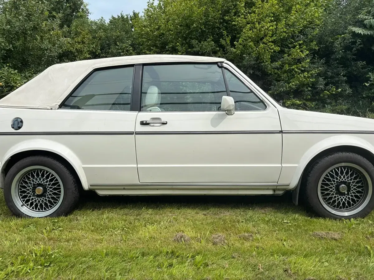 Gebraucht VW Golf Cabriolet 70 PS (51 kW) 1983 Weiß Cabrio