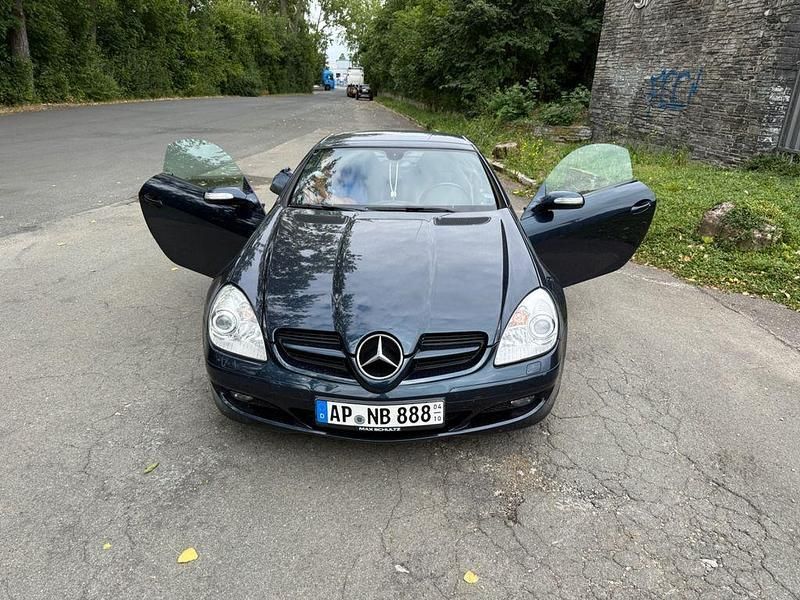 Blau Gebraucht 2005 Mercedes SLK200 Cabrio | 4.000 € (Guter Preis) - Bild 1/4