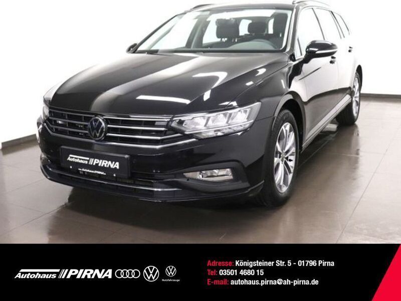 Deep black perleffekt (metallic) Gebraucht 2022 VW Passat Business Kombi | 29.500 € (Fairer Preis) - Bild 1/4
