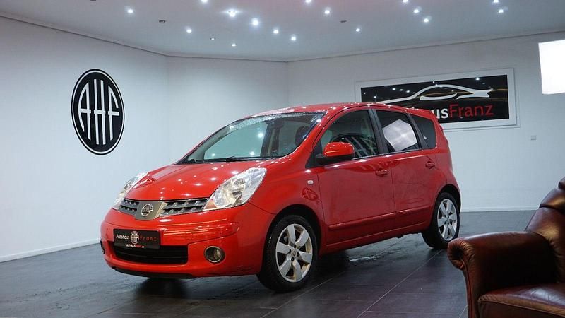 Gebraucht Nissan Note Tekna 110 PS (80 kW) 2008 Rot Kleinwagen