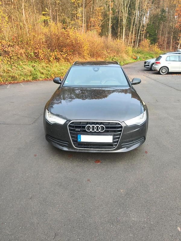 Schwarz Gebraucht 2012 Audi A6 S-Line Kombi | 8.999 € (Superpreis) - Bild 1/4