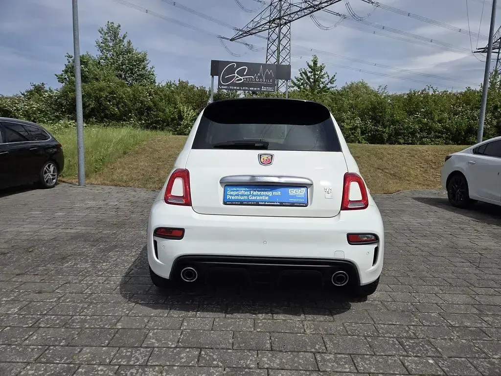 Gebraucht Abarth 595 165 PS (121 kW) 2022 Weiß Limousine