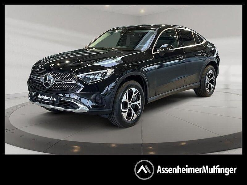 Obsidianschwarz Gebraucht 2024 Mercedes GLC300e Avantgarde Coupé | 62.455 € - Bild 1/4