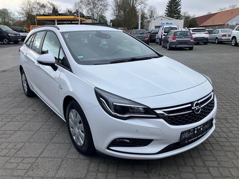 Gebraucht Opel Astra Edition 110 PS (80 kW) 2018 Weiß Kombi