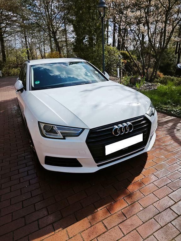 Gebraucht Audi A4 Sport 150 PS (110 kW) 2016 Weiß Kombi