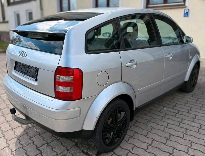Usata Audi A2 75 CV (55 kW) 2000 Argento Utilitaria