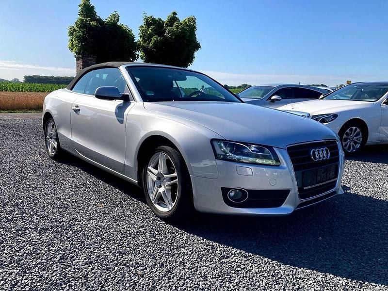 Gebraucht Audi A5 Cabriolet 211 PS (155 kW) 2010 Eissilber Cabrio