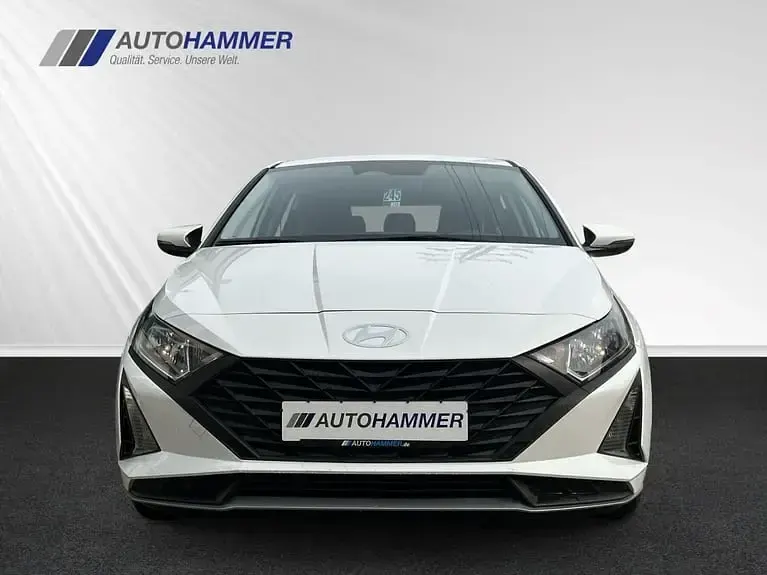 Gebraucht Hyundai i20 Select 79 PS (58 kW) 2025 Weiß Kleinwagen