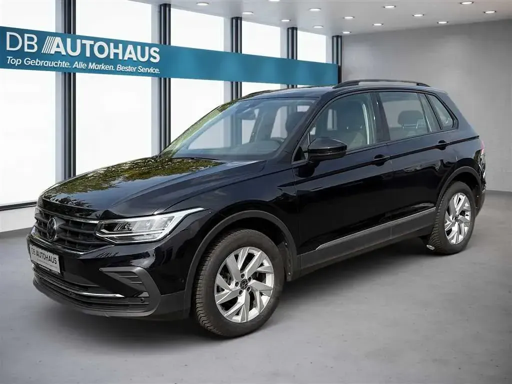 Gebraucht VW Tiguan Life 150 PS (110 kW) 2024 SUV