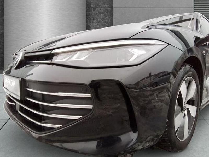 Gebraucht VW Passat Business 150 PS (110 kW) 2024 Grenadillschwarz metallic Kombi