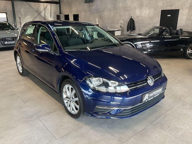 Gebraucht VW Golf VII Comfortline 210 PS (154 kW) 2017 Atlantic blue Limousine