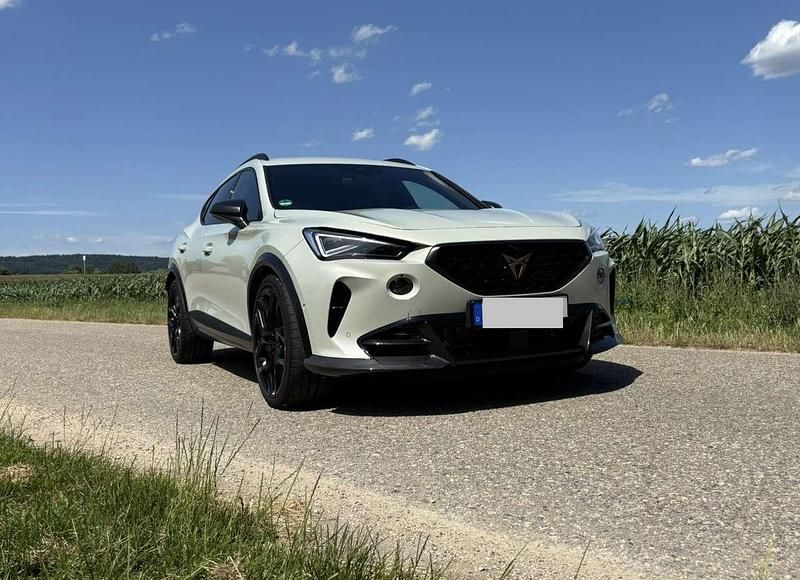 Grau Gebraucht 2023 Cupra Formentor VZ SUV | 38.600 € (Guter Preis) - Bild 1/4