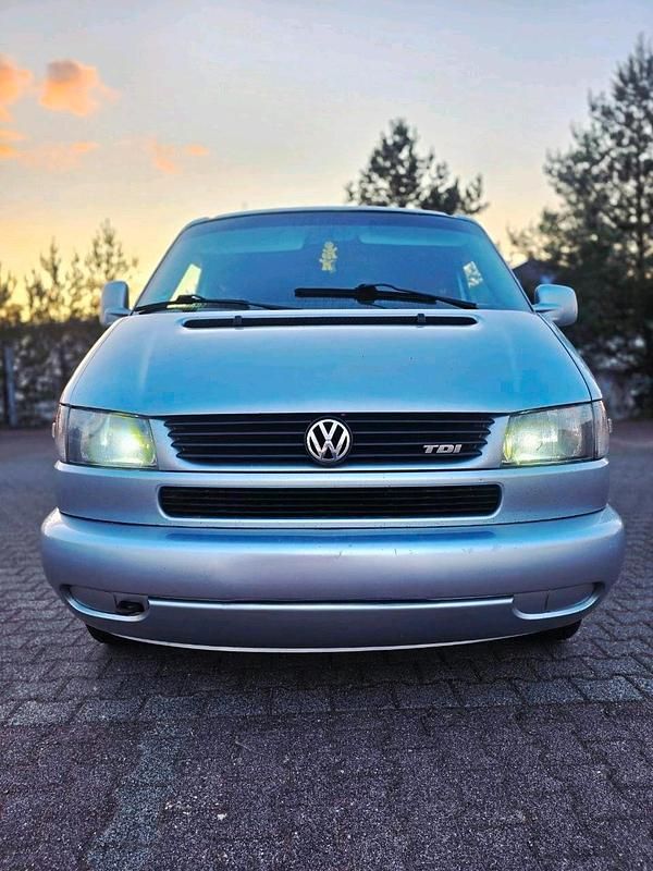 Gebraucht VW Transporter 140 PS (102 kW) 2001 Silber Van