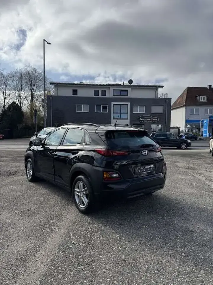 Gebraucht Hyundai Kona Trend 120 PS (88 kW) 2018 Schwarz SUV