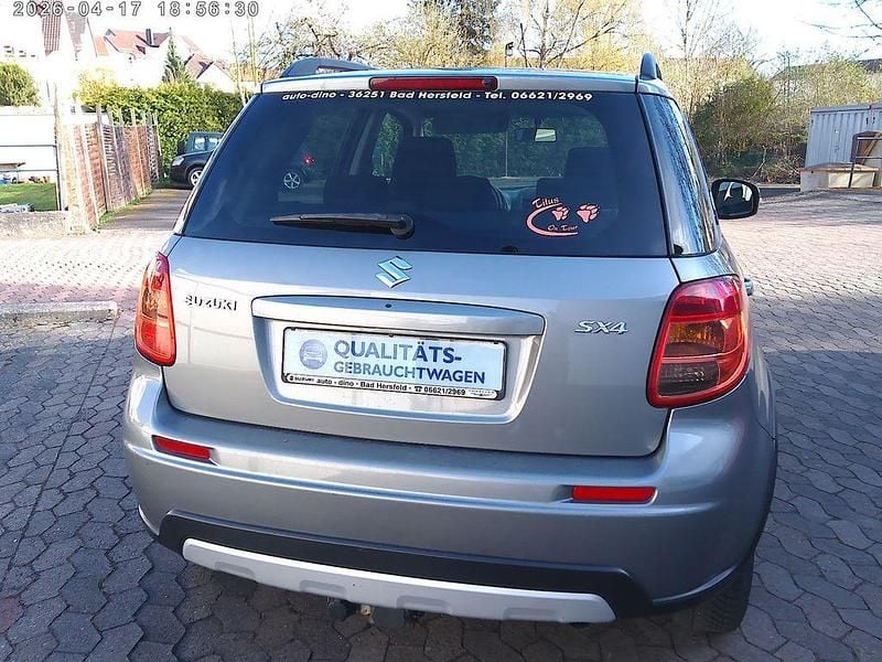 Gebraucht Suzuki SX4 Style 135 PS (99 kW) 2012 Grau Limousine