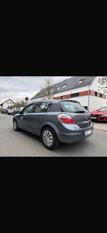 Gebraucht Opel Astra 105 PS (77 kW) 2007 Kleinwagen