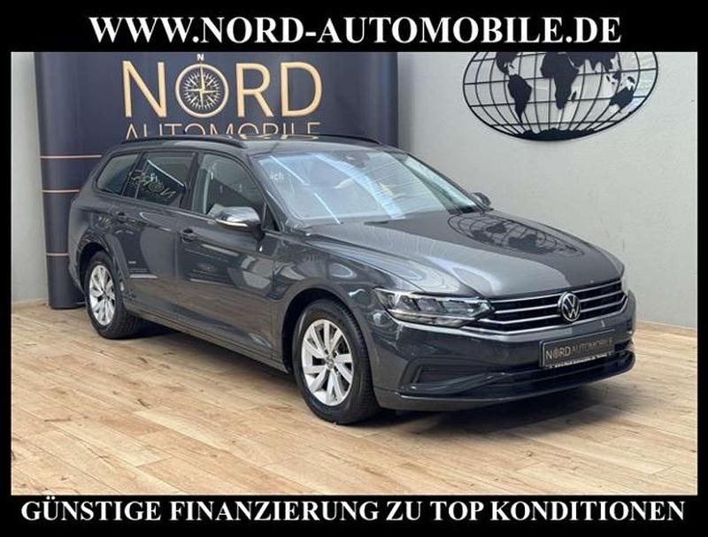 Gebraucht VW Passat 122 PS (89 kW) 2021 Grau Kombi
