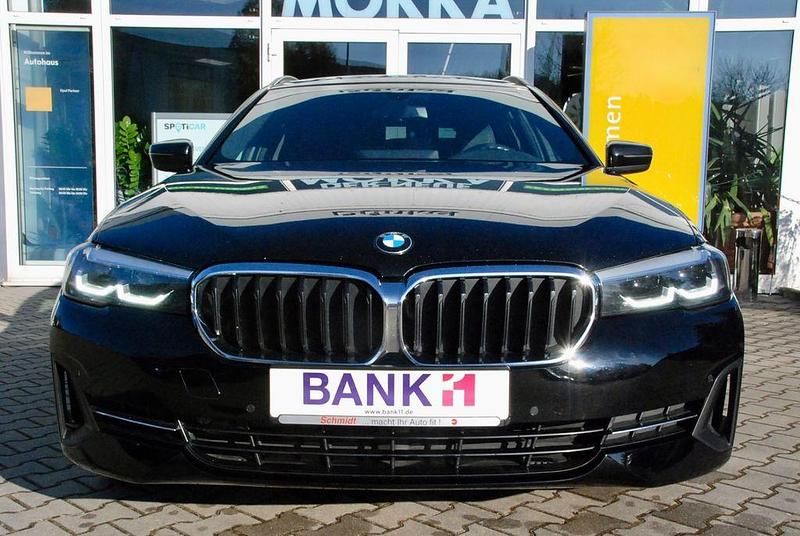 Gebraucht BMW 530 286 PS (210 kW) 2023 Schwarz Kombi