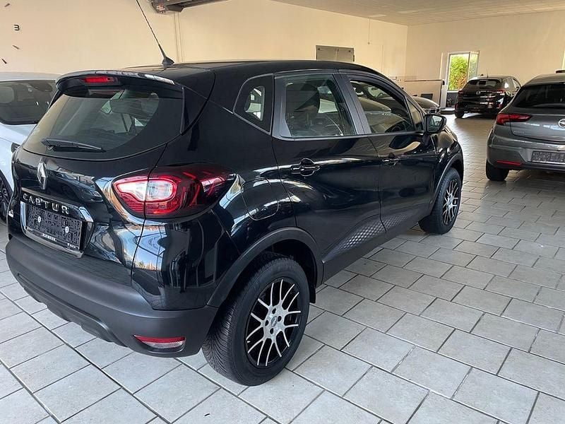 Gebraucht Renault Captur Life 90 PS (66 kW) 2018 Schwarz SUV