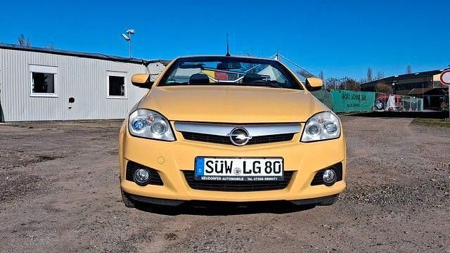 Gebraucht Opel Tigra Basis 90 PS (66 kW) 2005 Gelb Cabrio