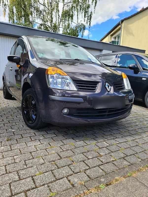 Braun Gebraucht 2005 Renault Modus Van / Kleinbus | 1.950 € (Fairer Preis) - Bild 1/4