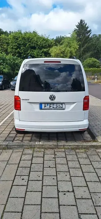 Gebraucht VW Caddy Trendline 131 PS (96 kW) 2019 Weiß Van / Kleinbus