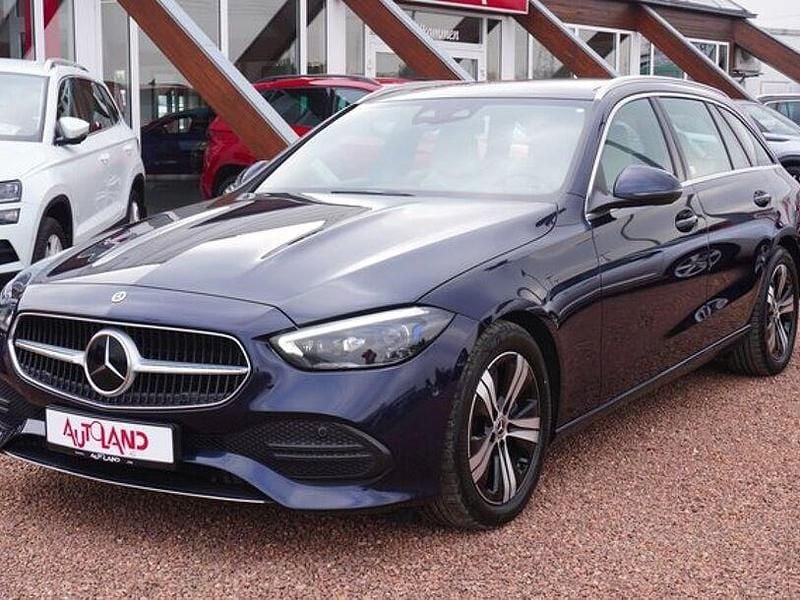 Gebraucht Mercedes C220 220 PS (161 kW) 2023 Blau metallic Kombi