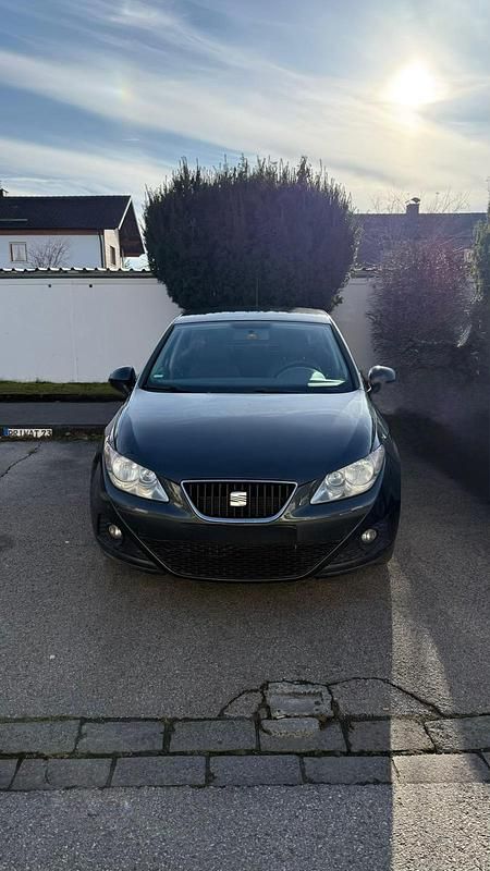 Grau Gebraucht 2011 Seat Ibiza Style Kleinwagen | 2.800 € (Guter Preis) - Bild 1/4