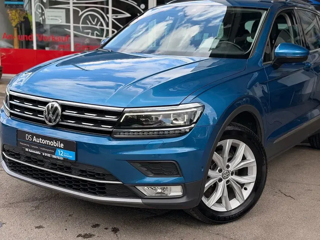 Gebraucht VW Tiguan Highline 150 PS (110 kW) 2016 Blau SUV
