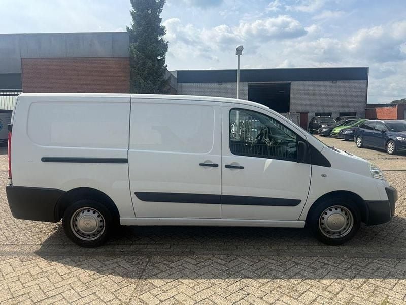 Gebraucht Citroën Jumpy 90 PS (66 kW) 2012 Weiß Van / Kleinbus
