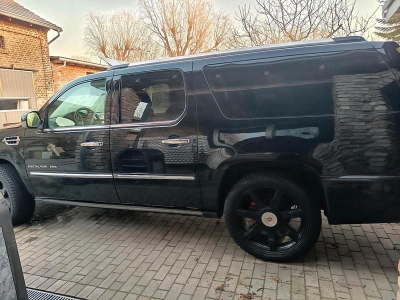 Gebraucht Cadillac Escalade 419 PS (308 kW) 2014 Schwarz SUV