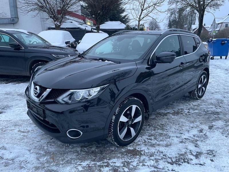 Gebraucht Nissan Qashqai 360º 116 PS (85 kW) 2017 Schwarz SUV