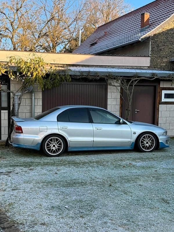 Silber Gebraucht 2002 Mitsubishi Galant Limousine | 1.599 € (Guter Preis) - Bild 1/4
