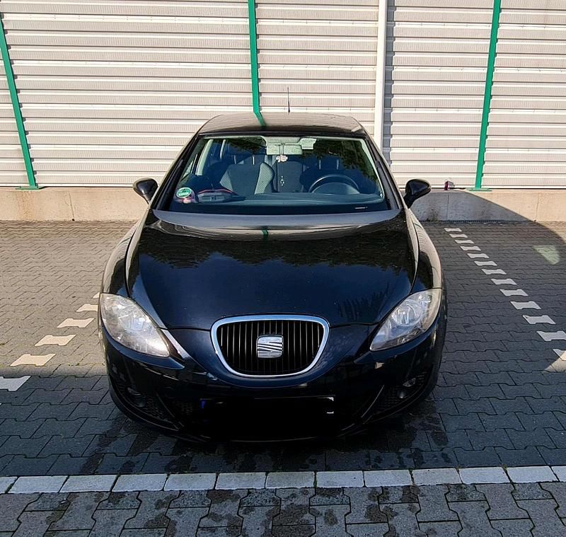 Schwarz Gebraucht 2009 Seat Leon Kleinwagen | 2.750 € (Guter Preis) - Bild 1/4
