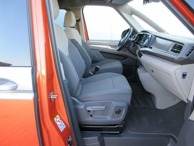 Usata VW Multivan Life 150 CV (110 kW) 2023 Argento Monovolume