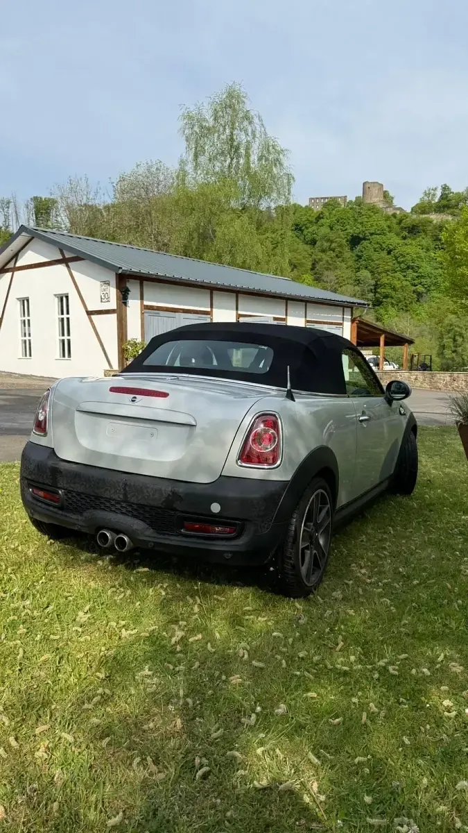 Gebraucht Mini Cooper Cabriolet 183 PS (134 kW) 2011 Weiß Cabrio