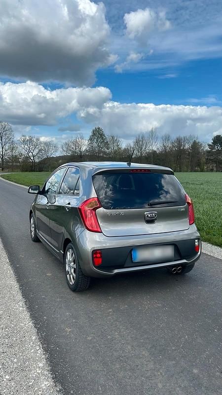 Gebraucht Kia Picanto 67 PS (49 kW) 2015 Kleinwagen
