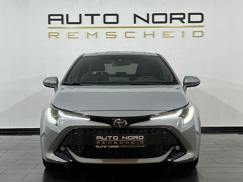 Gebraucht Toyota Corolla Hybrid Club 152 PS (111 kW) 2019 Grau Limousine