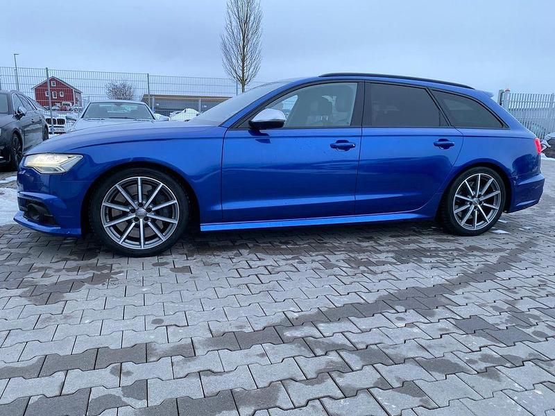 Gebraucht Audi S6 Sport 530 PS (389 kW) 2016 Blau Kombi
