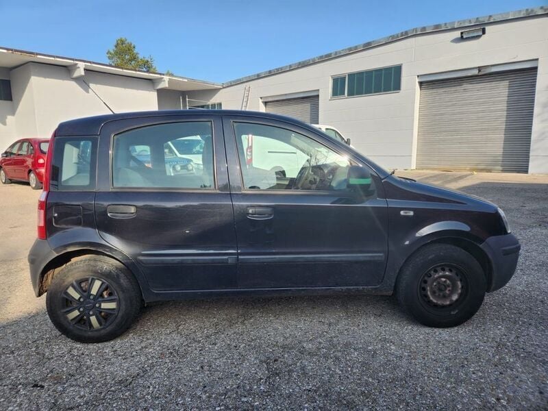 Gebraucht Fiat Panda Active 54 PS (39 kW) 2010 Schwarz Kleinwagen
