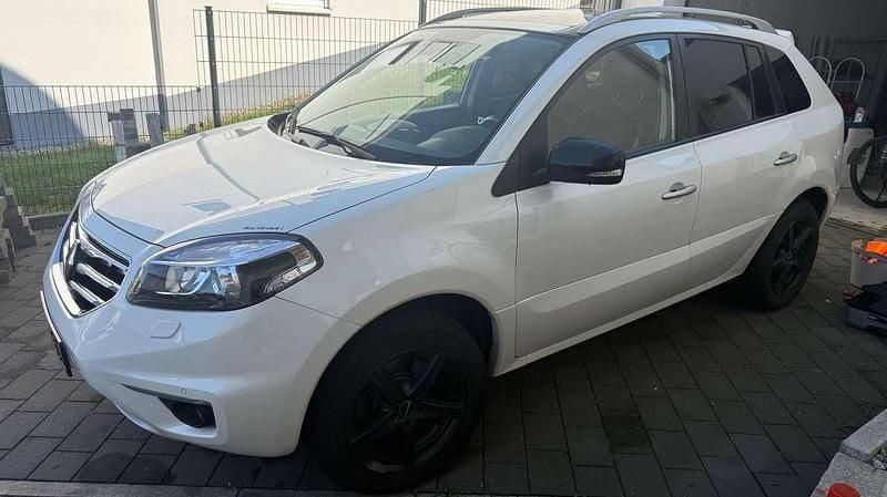 Gebraucht Renault Koleos 150 PS (110 kW) 2012 Weiss SUV