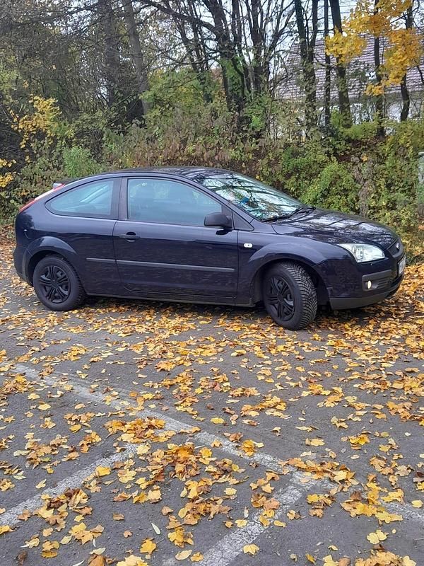 Gebraucht Ford Focus 80 PS (58 kW) 2006 Blau Coupé