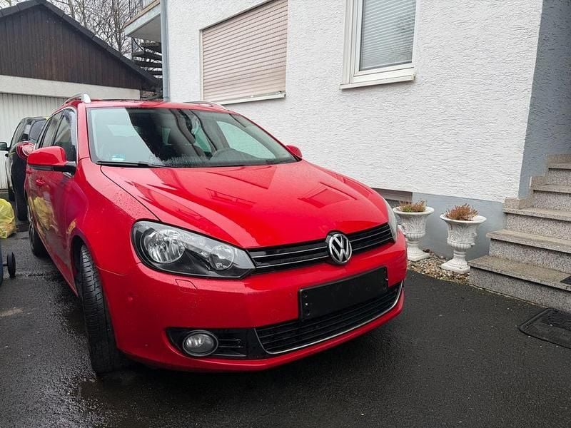 Gebraucht VW Golf VI Highline 160 PS (117 kW) 2011 Rot Kleinwagen